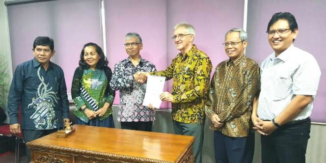 `Madrasah Jadi Laboratorium Pencetak Guru`