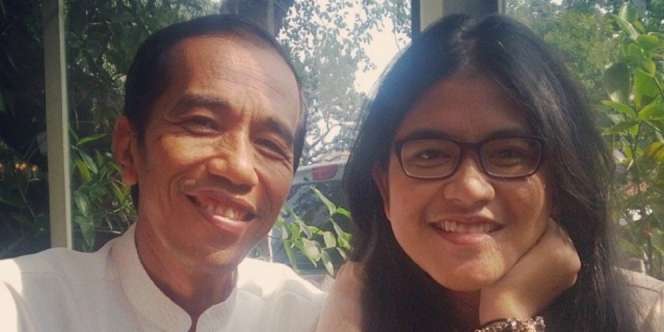 Tengok Lagi Cucu dan Kahiyang, Jokowi: `Pada Tidur Semua`