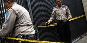 Lolos dari Perampokan Sadis, Bu Lurah Pura-pura Meninggal