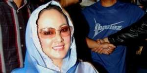 Kala Halimah Kembali Berdampingan dengan Bambang Trihatmojo