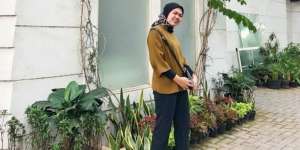 Si Mungil Jadi Terlihat Lebih Tinggi Lewat Outfit Ala Gita Amalia