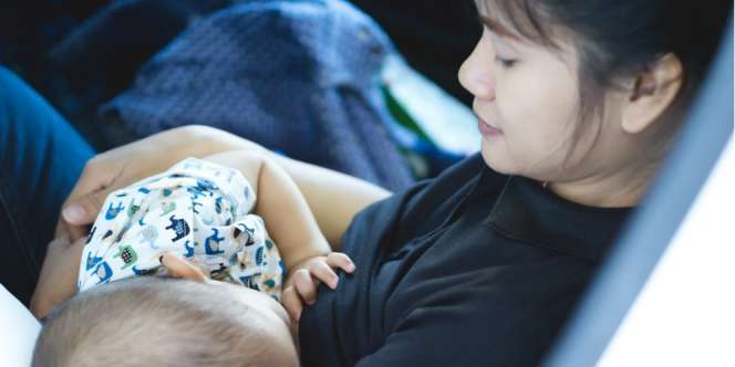 Lakukan Pijatan Mudah Ini Demi Lancarkan Produksi ASI  Dream