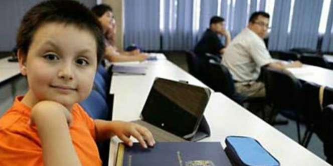 Bocah 12 Tahun Ini Sudah Kuliah S2 Jurusan Biomedik