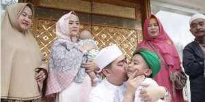 Masih 5 Tahun, Anak Ustaz Solmed Sudah Mondok di Pesantren