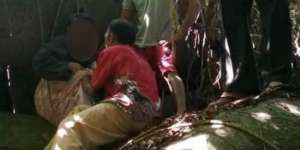 15 Tahun Hilang, Sosok Ini Bikin Si Gadis Ogah Keluar dari Celah Batu