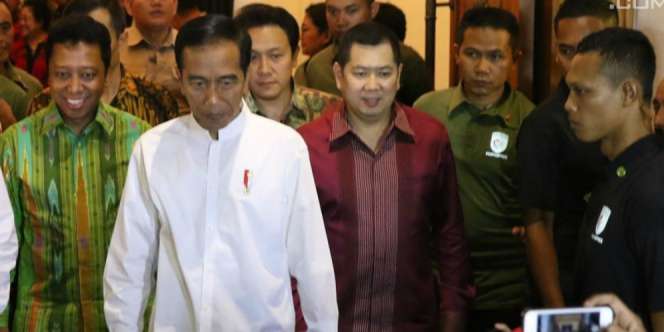 Daftar ke KPU, Jokowi: Demokrasi Bukan Perang
