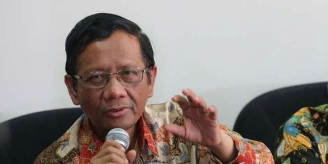 Mahfud MD, Santri Negarawan Penantang Arus