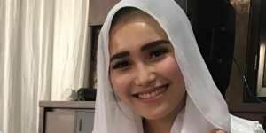 Unggah Foto di Atas Kasur, Ayu Ting Ting Diprotes Netizen