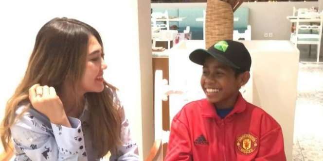 Bertemu Via Vallen, Yohanes Joni Grogi Nyanyi 'Sayang'