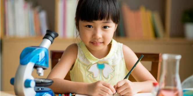 Perhatikan Hal Ini Jika Anak Ikut Banyak Les