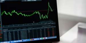 Indeks Syariah Masih `Ngegas`, IHSG Nyaris Sentuh 6000