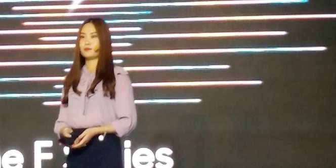 OPPO F9 Resmi Dirilis, Mengisi Baterai Cukup 5 Menit!