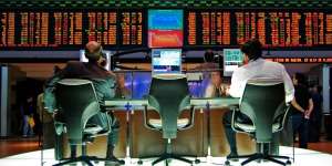 Panas Dingin Tunggu The Fed, Indeks Syariah dan Rupiah Lemas