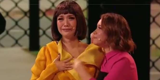 Ashraf Rangkul Mesra Ririn Dwi Ariyanti di Depan BCL