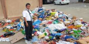 Nekat Bawa Air Zamzam, Koper Jemaah Haji Dibongkar