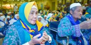 Ucapkan Doa Ini Saat Menyambut Jemaah Haji yang Pulang