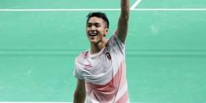 Jokowi Komentari Aksi Buka Baju Jonatan 'Jojo' Christie