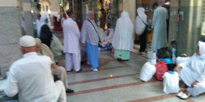 Jemaah Haji Indonesia Tak Bisa Masuk Hotel