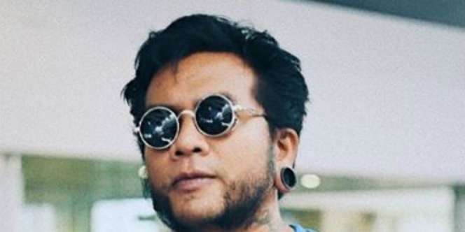 Vokalis Endank Soekamti Alami Kecelakaan, Pesawat Latihnya Jatuh