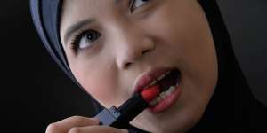 10 Jenis Lipstik yang Perlu Diketahui Wanita
