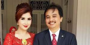 Gaya Hidup Mewah Istri Roy Suryo Ikut Jadi Sorotan