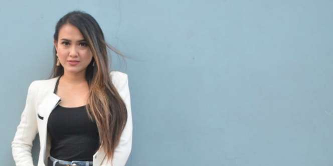 Gosip dengan Tukul Arwana Bawa Rezeki bagi Meggy Diaz