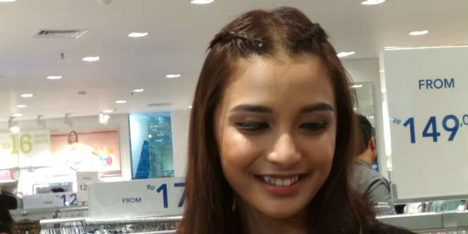 Chelsea Olivia Nikmati Keseruan Asuh Anak