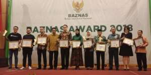 Para Juara Baznas Award 2018, Ustaz Abdul Somad Menang