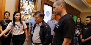 Saat Jusuf Kalla Nobar `Wiro Sableng`