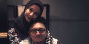 Tips Kelihatan Langsing Pas di Foto ala Laudya Cynthia Bella