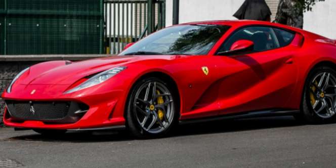 Diler Apes, 51 dari 53 Mobil Ferrari Ringsek Diamuk Topan