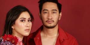 Ditinggal Suami, Syahnaz Curhat di Sosial Media