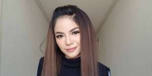 DJ Dinar Candy Geram Dihargi Rp80 Juta Oleh Akun Prostitusi Online