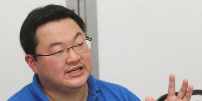 Miliarder Malaysia Beri Kim Kardhasian Ferrari Putih?