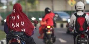 Tips Hijaber Berkendara Motor Bebek dan Matic, Insya Allah Aman