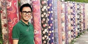 Foto Raffi Bersebelahan Ayu Ting Ting Heboh, Eko Patrio Minta Maaf