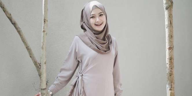 Referensi Makeup Foto Prewedding Irit tapi Hasil Maksimal