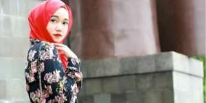 Rahasia Pakai `Palazzo Pants` untuk Tubuh Mungil