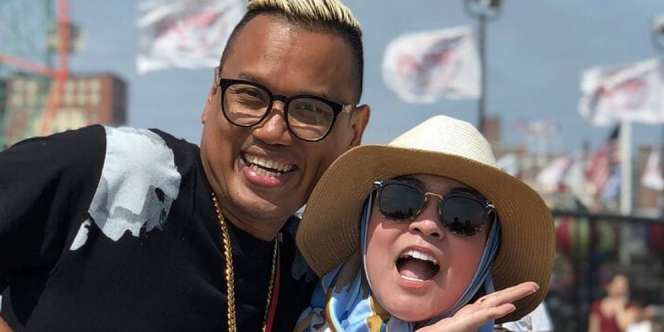 Uya Kuya Bongkar Perilaku Sebenarnya Vicky Prasetyo dan Angel Lelga