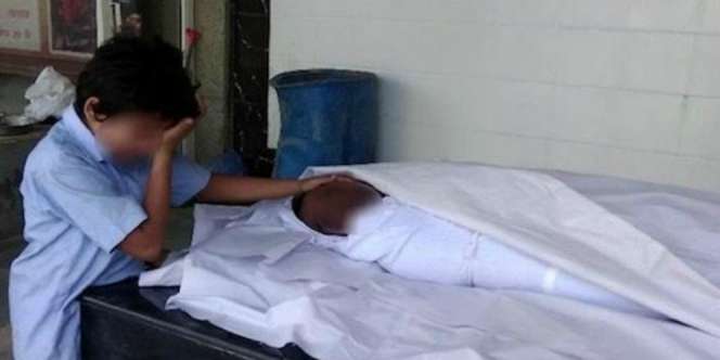 Foto Ini Bikin Hati Netizen Remuk Redam