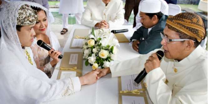 Hukum Nikah Jarak Jauh, Bagaimana Caranya?