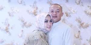 Usai Konser Tunggal, Syahrini Membawa Kabar Duka