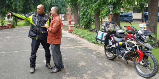 Pakai Motor Buatan Lokal, Pria Indonesia Touring Jakarta-Himalaya