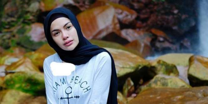 Foto Jadul Nikita Mirzani Panen Cibiran