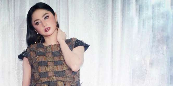Dewi Perssik dan Keponakan Tidak akur, Ini Pesan Sang Ayah