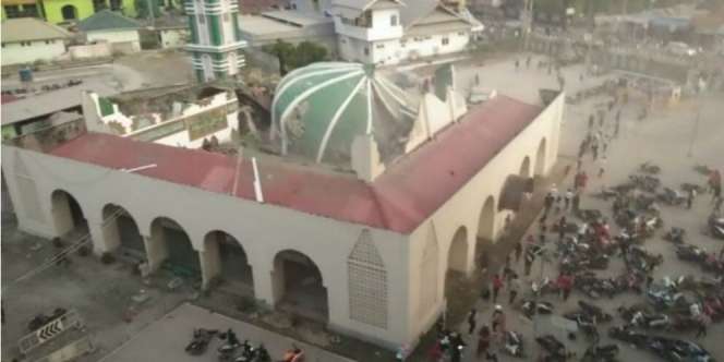 Kendaraan Hancur Karena Gempa dan Tsunami, Bisa Klaim Asuransi?