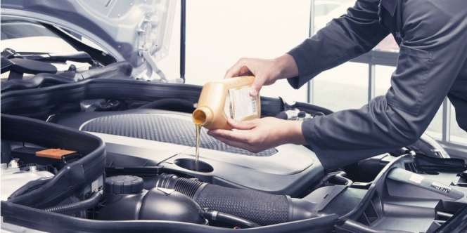 Tips Belanja Pelumas Mobil Secara Online di Ruparupa