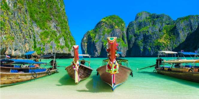 Sedih, Pantai Cantik di Film 'The Beach' Terpaksa Ditutup