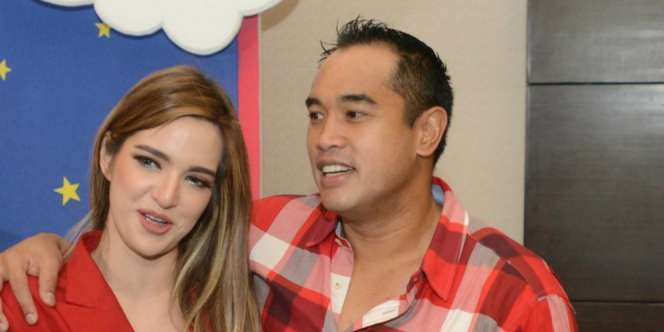 Nia Ramadhani Kegirangan Dapat Hadiah Ini dari Mertua