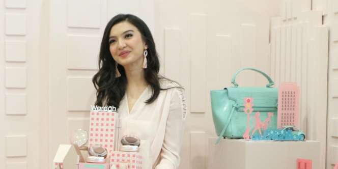Raline Shah Cukup Rawat Kulit Wajah dengan Air Wudhu